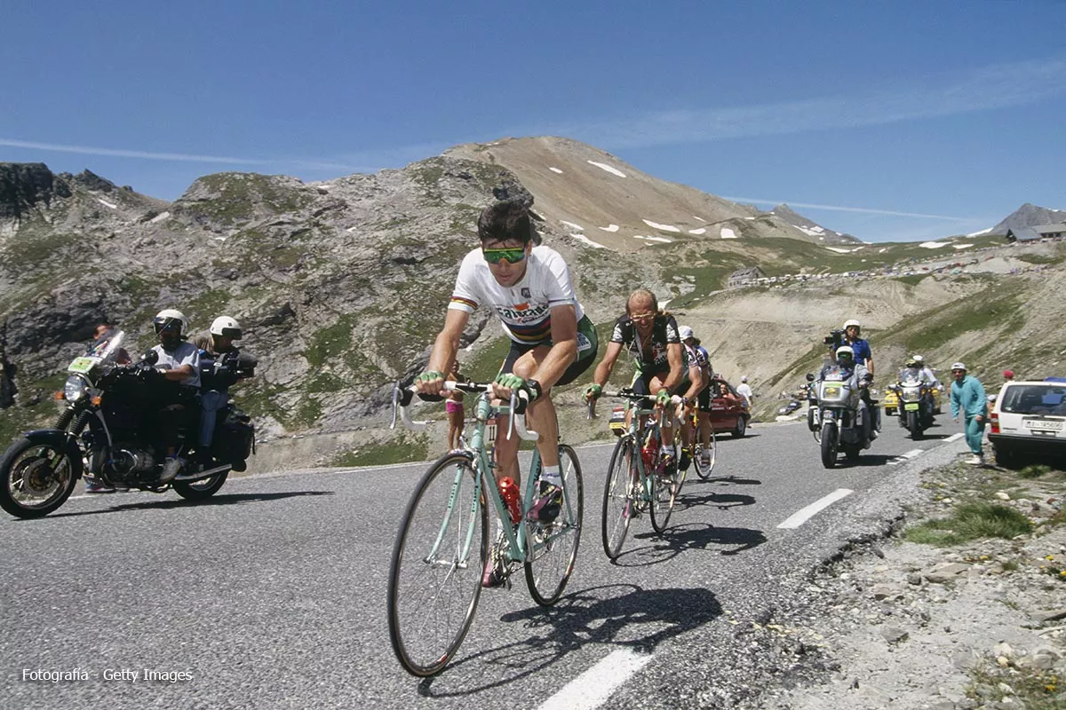Breve estudio sobre la clase en bicicleta, o ¿por qué nos gusta tanto Gianni Bugno?