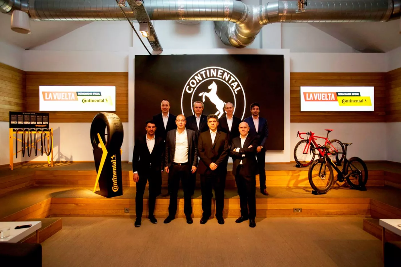 Continental patrocinador oficial de La Vuelta en su compromiso con la seguridad vial