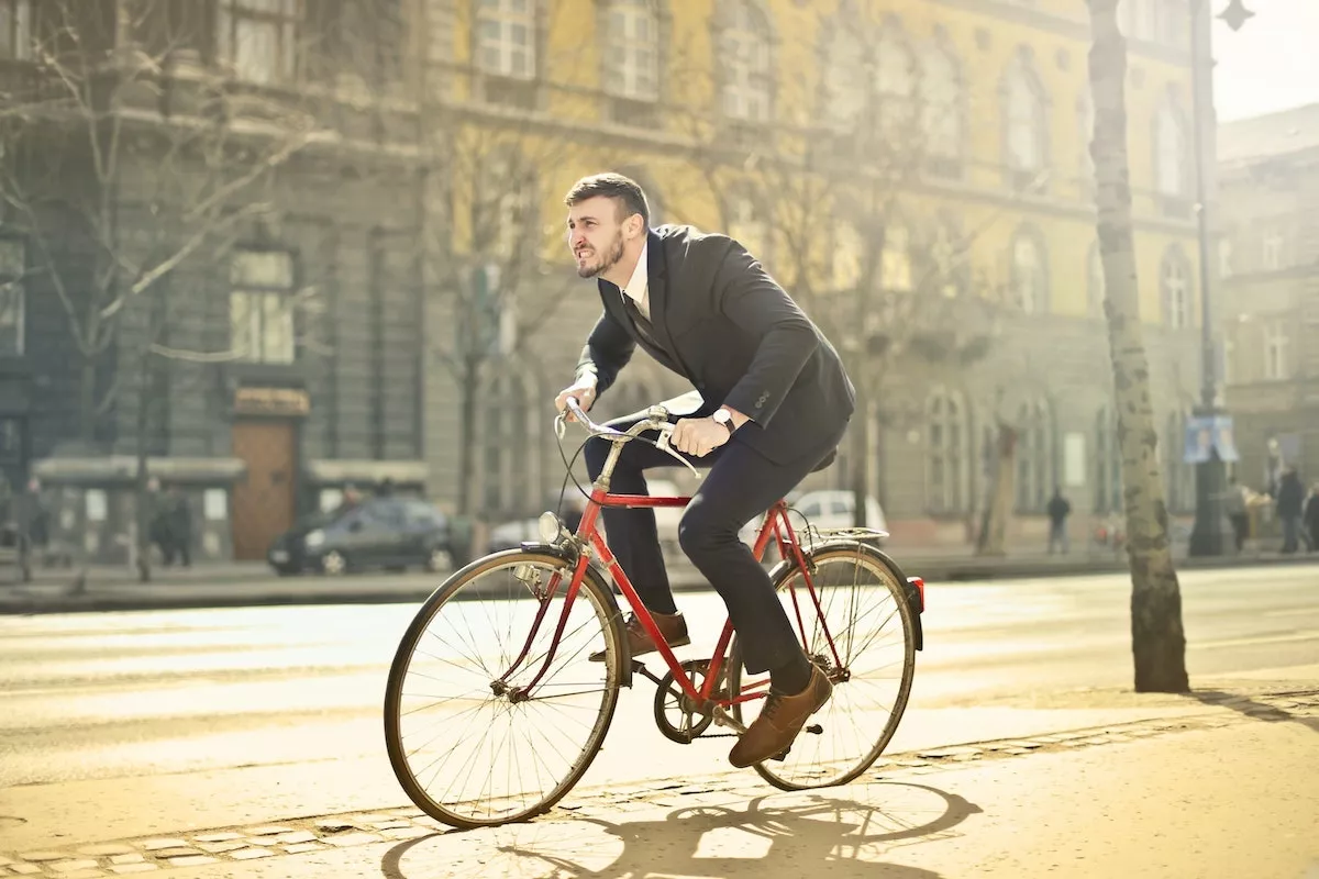 Cinco cosas que debes saber para ser un buen ciclista urbano