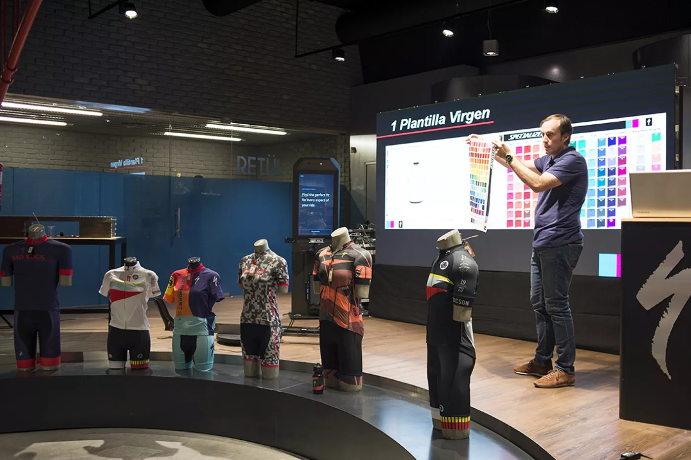 Specialized Custom Program textil