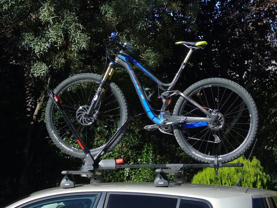 Portabicis de techo Yakima Frontloader