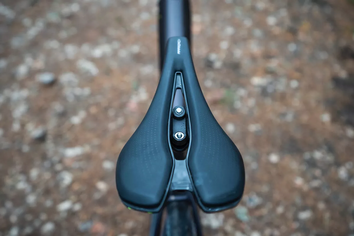 Giant Revolt E+