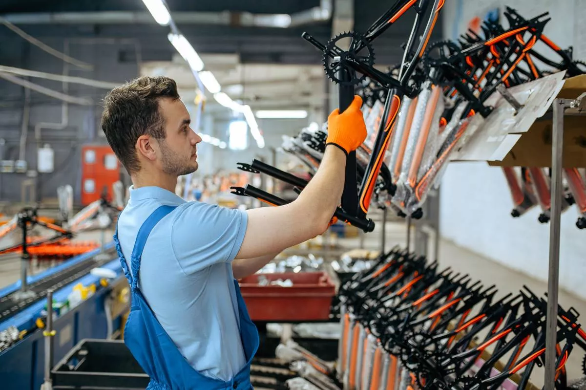 El gobierno francés lanza una serie de propuestas para recuperar su industria nacional de la bicicleta