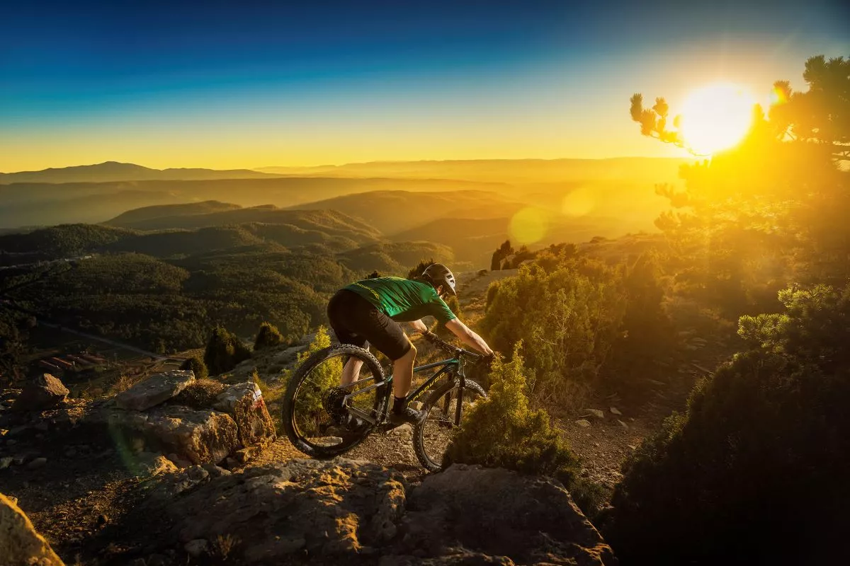 La semana: Orbea Gain, Mondraker Chrono DC, ¿motor SRAM para e-Bikes? Y cosas UCI