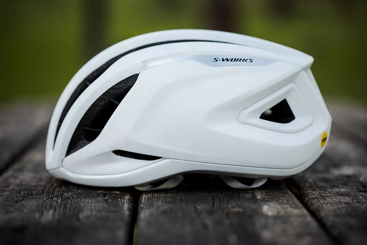 La Semana: El Prevail 3 y la evolución de los cascos, BOSCH personalizable (por fin) y Cube Stereo