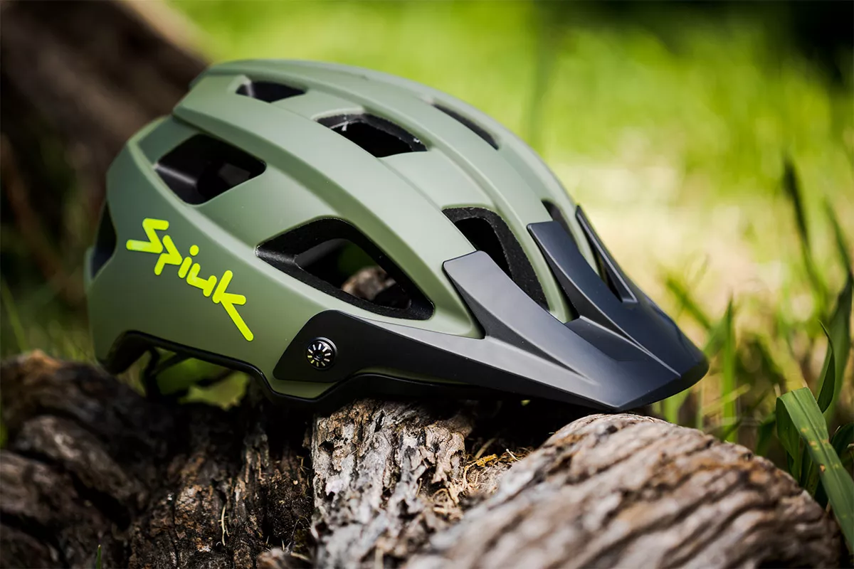 Probamos el casco Spiuk Dolmen: robusto y ventilado, perfecto para trail y enduro