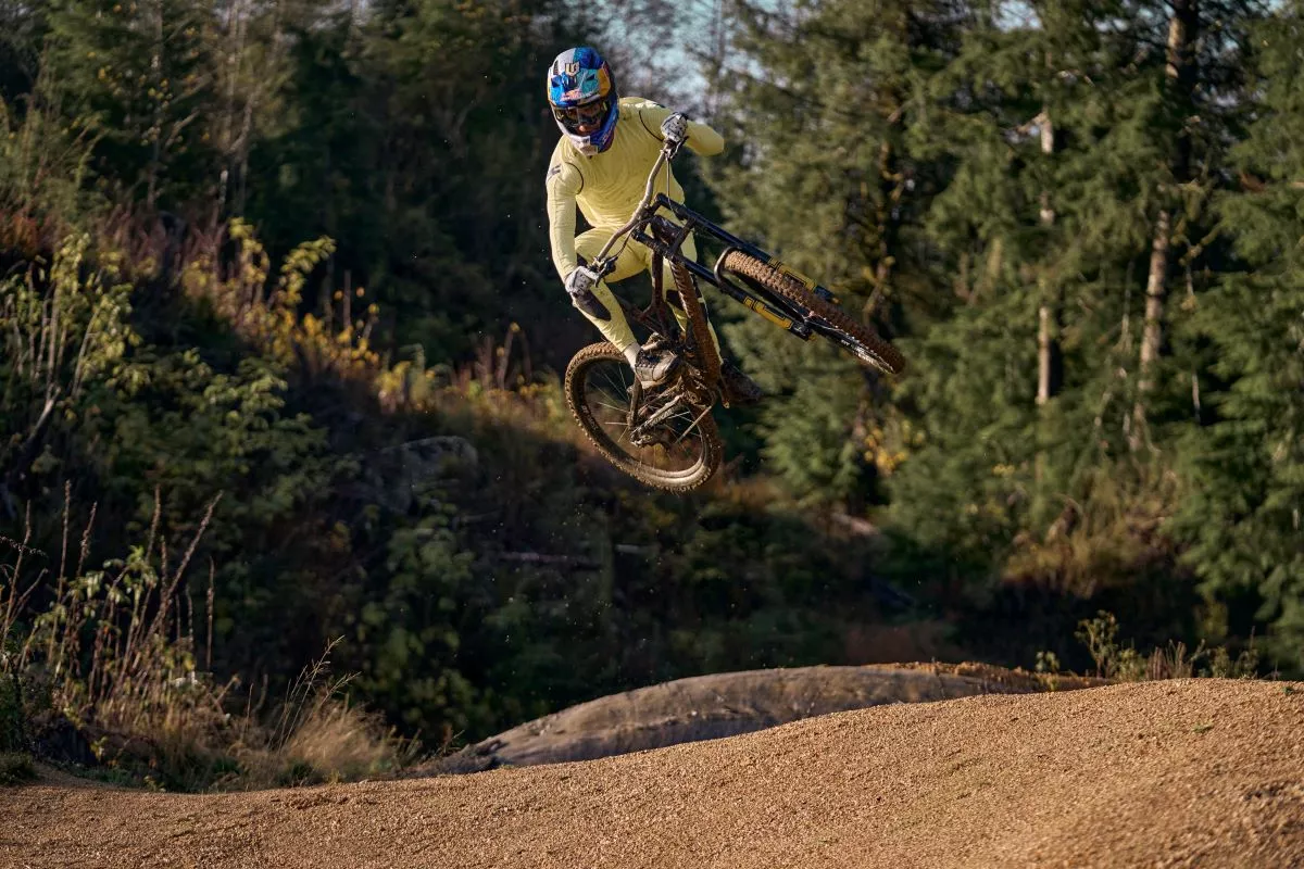 Specialized presenta en Fort William la equipación Butter para 'gravity'