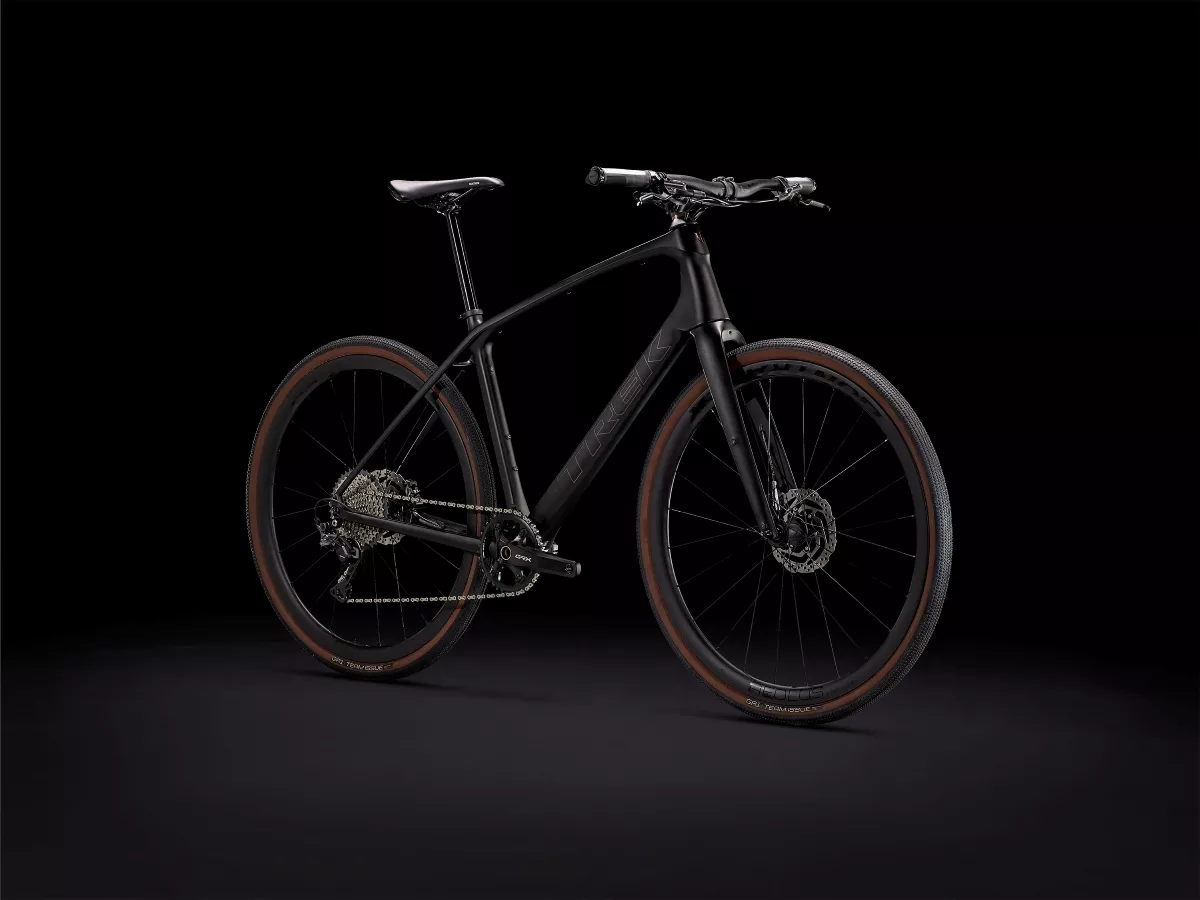 Nueva Trek FX Sport Carbon: la bicicleta 'fitness' de la marca de Waterloo se adentra en el gravel