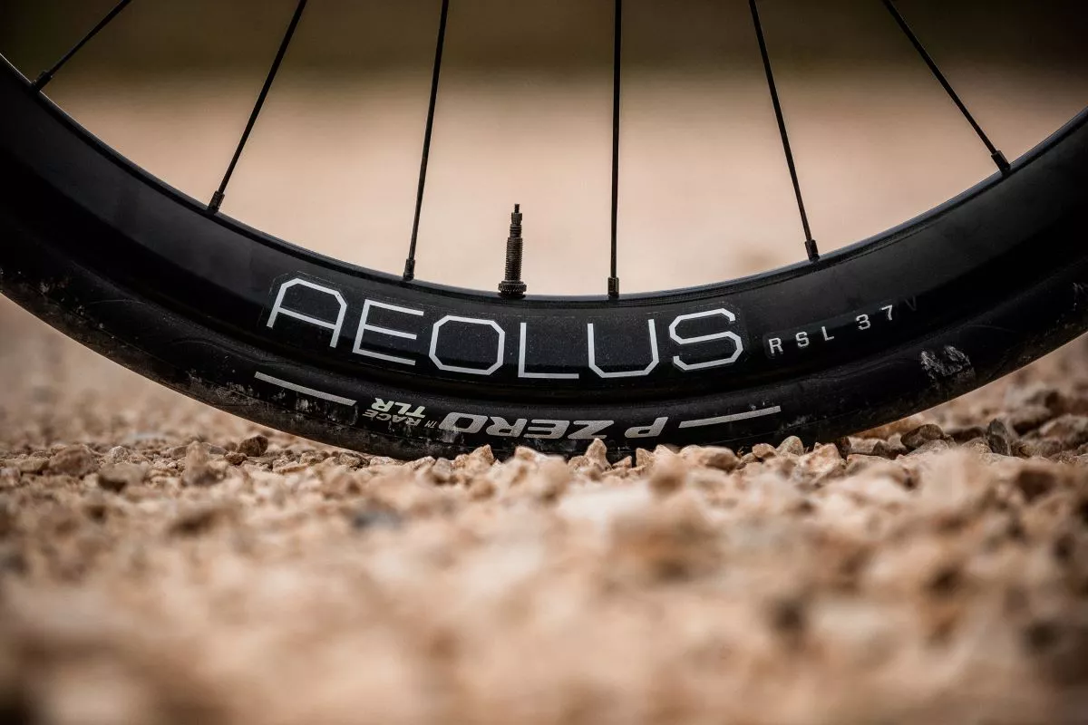 Los neumáticos Pirelli, ahora también disponibles en tiendas Trek