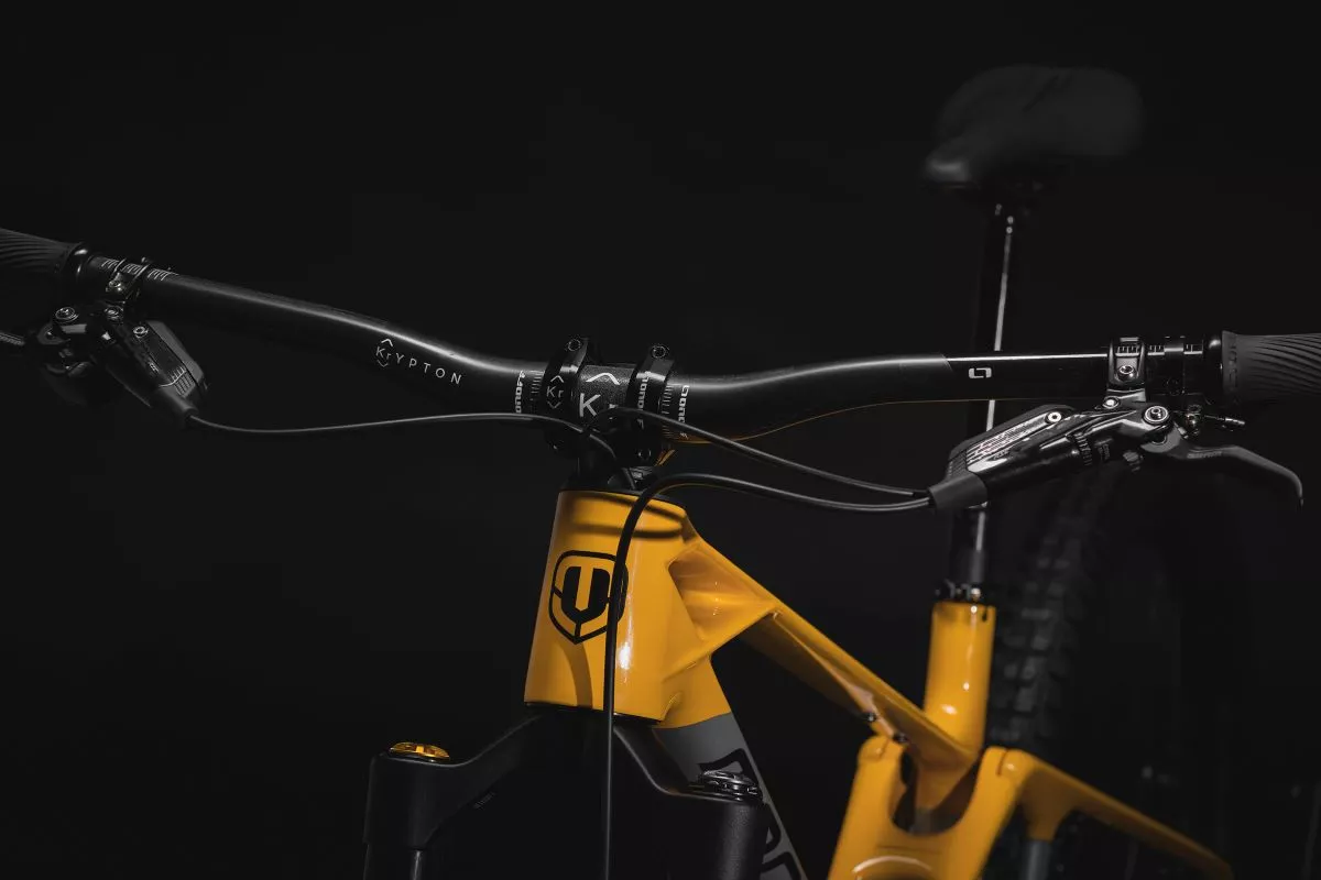 ONOFF Krypton: manillares de carbono y potencias de aluminio para enduro exigente