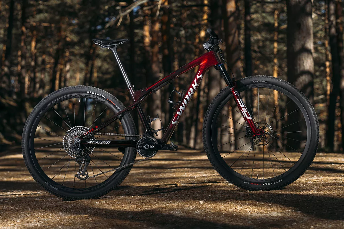 ¡La hemos probado! Así es la nueva Specialized Epic World Cup 2023