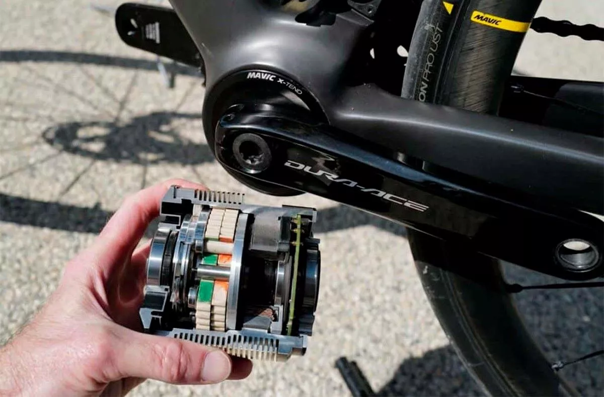 Mavic vuelve a la carga con un motor para e-bikes de carretera y gravel, el Mavic X-Tend, que podría ser el más ligero del mercado
