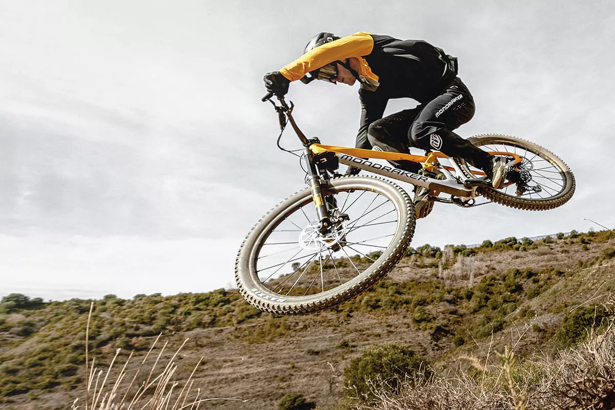 Mondraker Foxy Carbon 2023: gama completa y precios