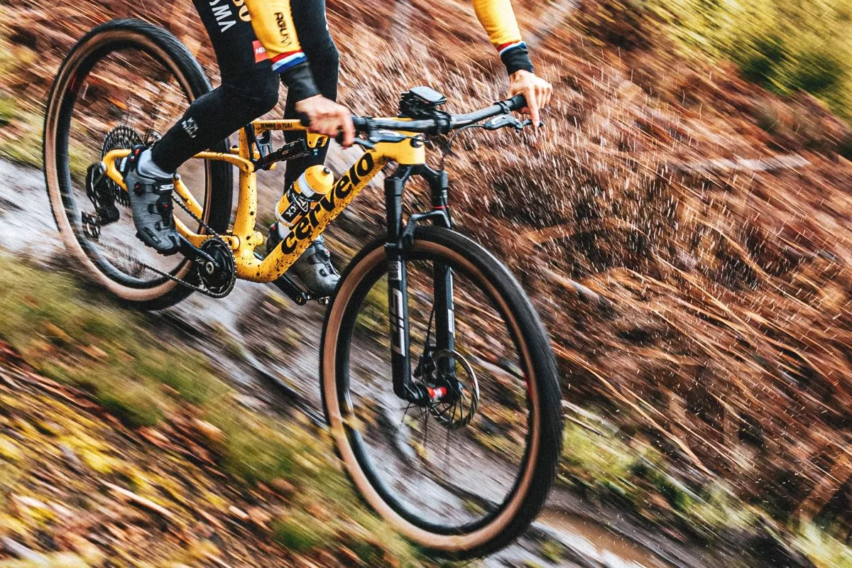 Llega la Cervélo ZFS-5, la primera MTB doble suspensión de la marca canadiense