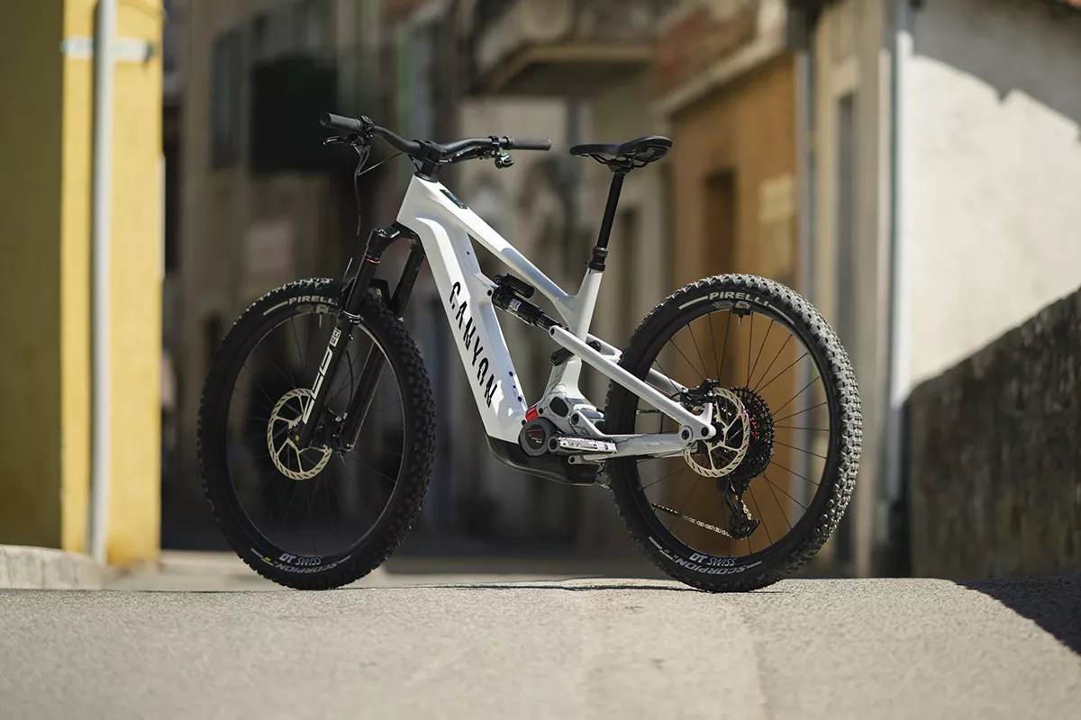 Primeras Pedaladas: Nueva Canyon Strive:ON CFR: e-enduro 100% de competición