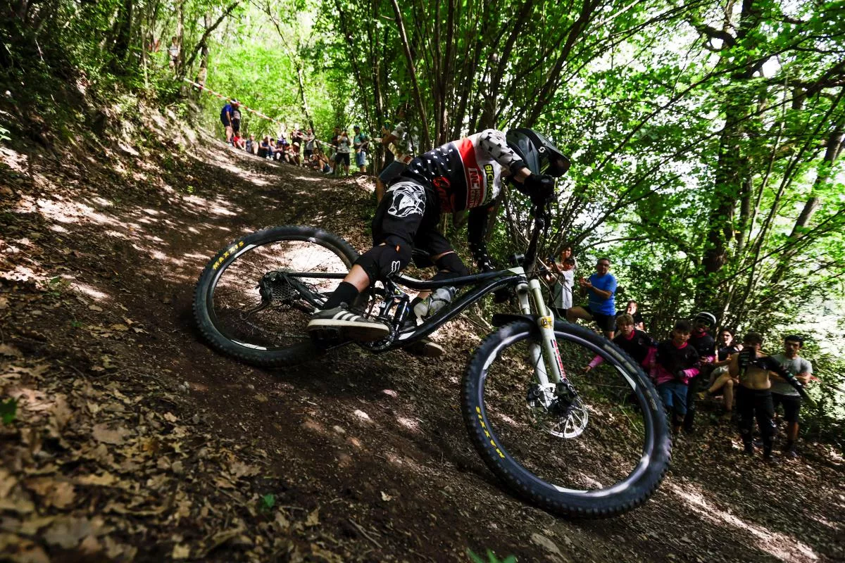 Puro Pirineo Festival, la gran fiesta del MTB, resiste frente a la lluvia