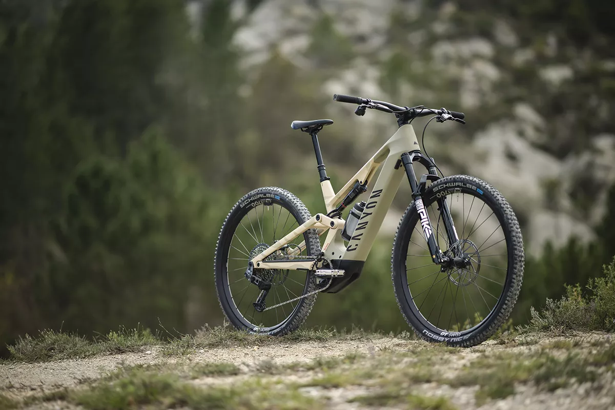 La nueva Canyon Neuron:ON CF, ya disponible en la web de la marca alemana