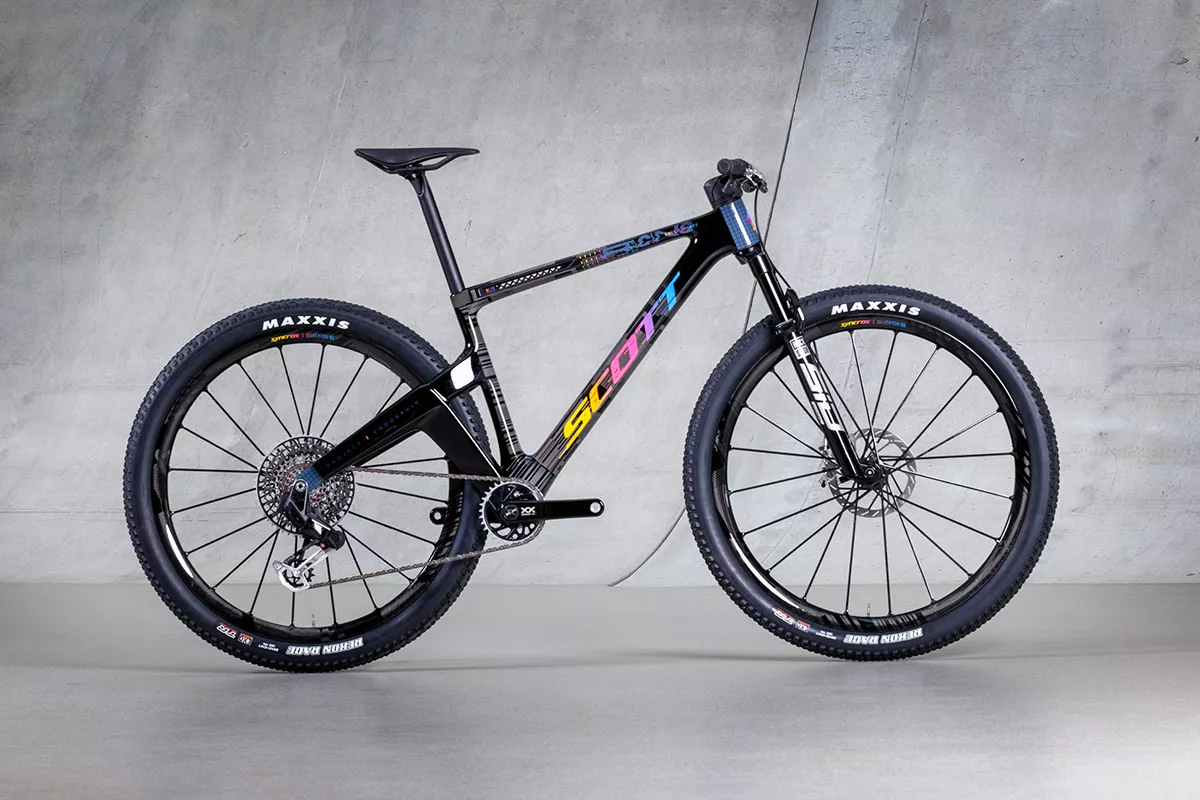 Así es la SCOTT Endorphin 2023 (y la de 1996), la concept bike que vimos en Eurobike
