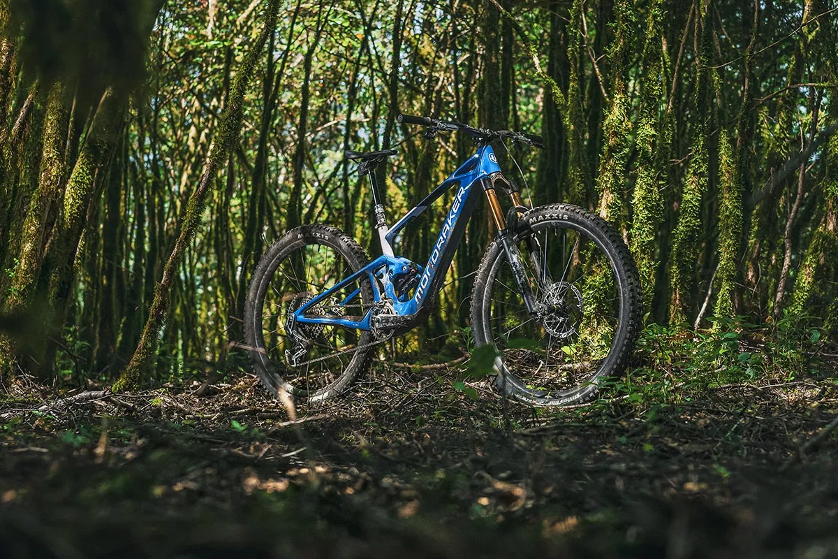 Primeras Pedaladas: Nueva Mondraker Neat, una e-bike ligera de enduro con motor TQ