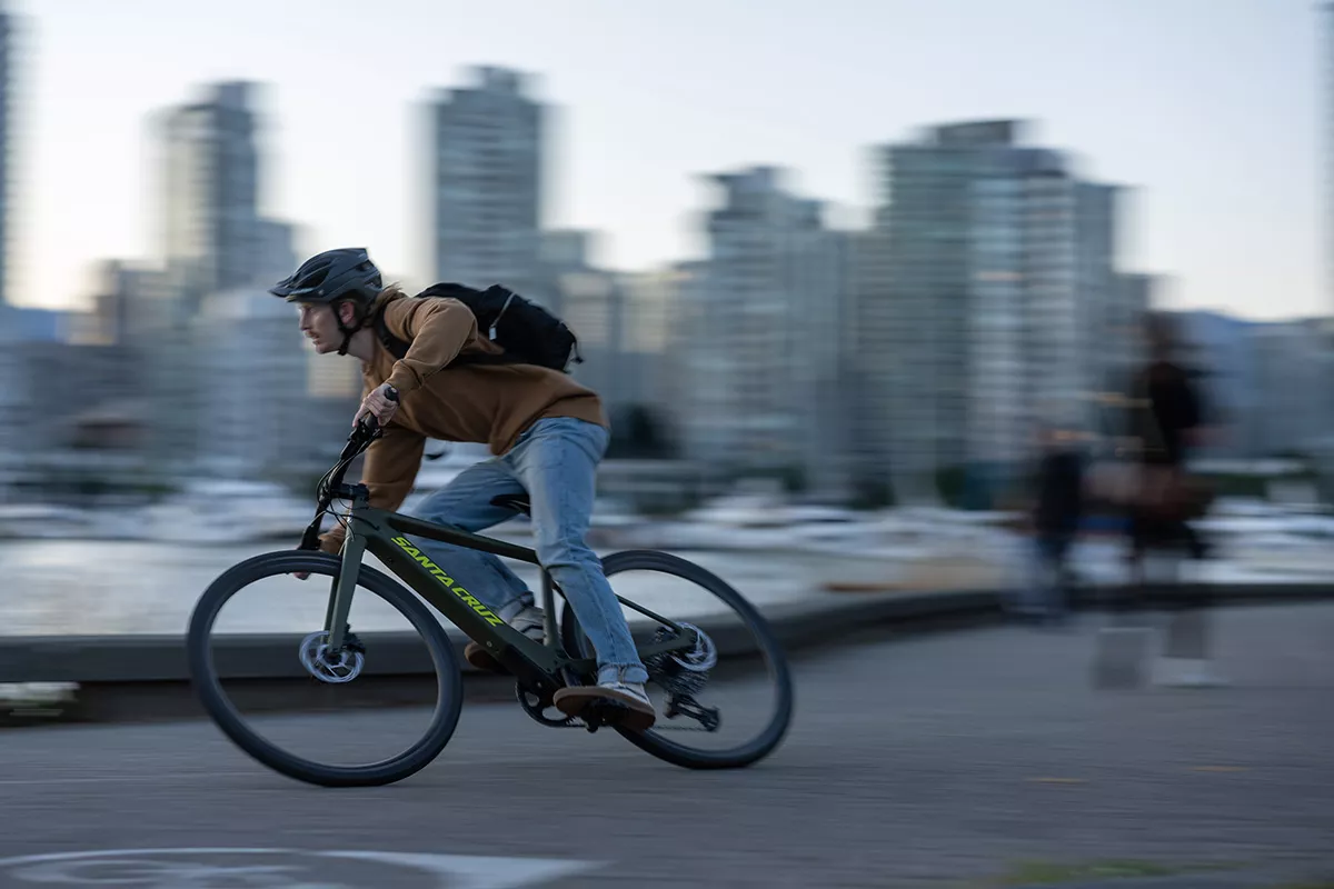 Nueva Santa Cruz Skitch: su primera bici urbana eléctrica con Fazua Ride 60 y espíritu gravel