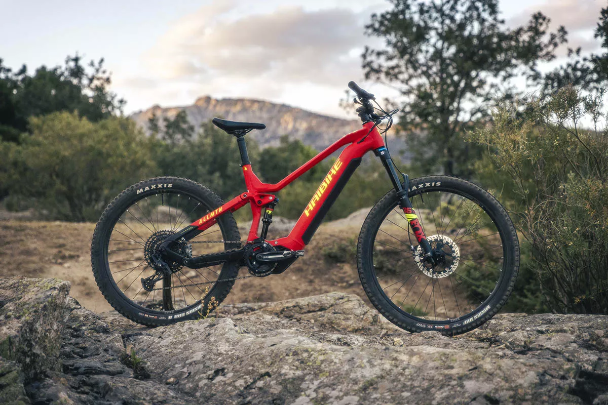Guía de compra Haibike AllMtn 2023: hasta 11 modelos, en carbono y aluminio, desde 5.399 euros