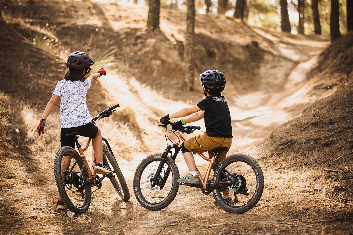 Probamos las Woom OFF 5 y Woom OFF Air 4: escuela de bikers