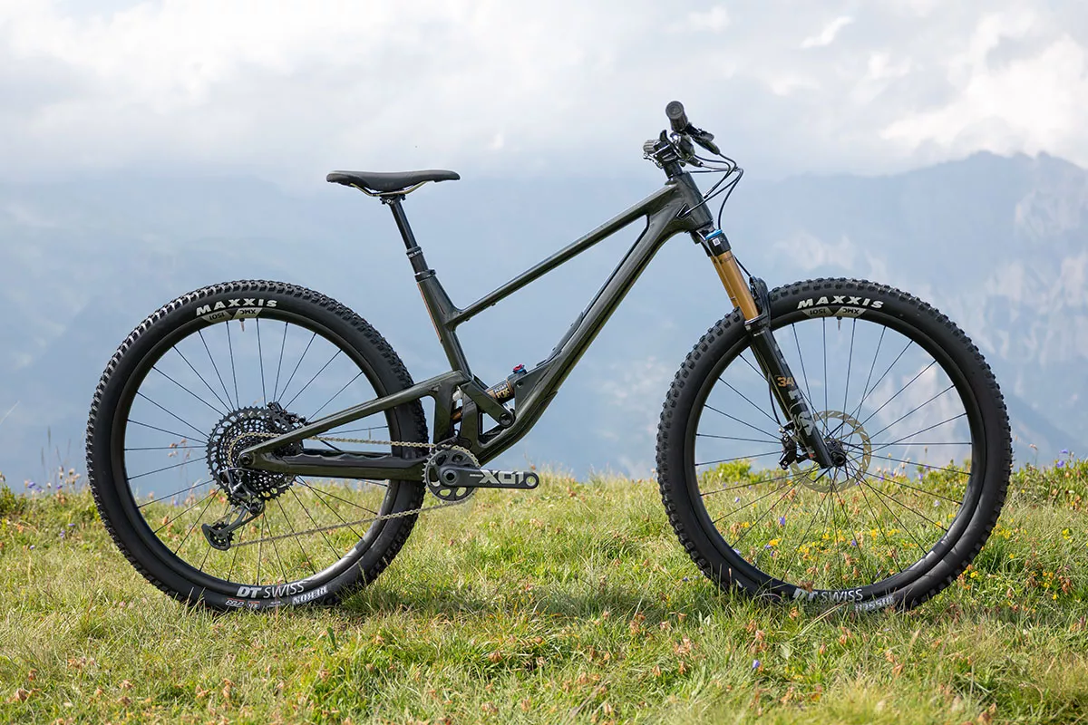 Primeras Pedaladas: Nueva SCOR 2030, una trail de carbono, 140/120 mm, 29" y mucha diversión