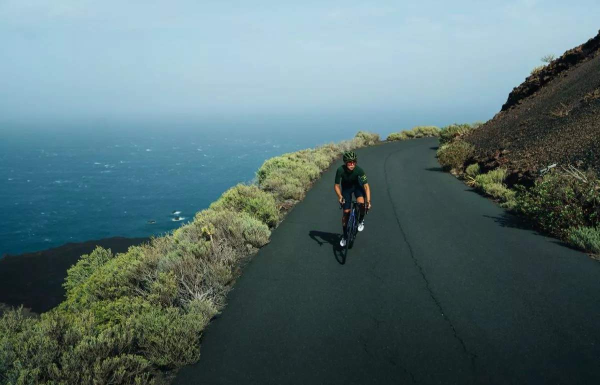 8 Islands Cycling Challenge: el último reto de Lina Bo y Pol Tarrés en Canarias