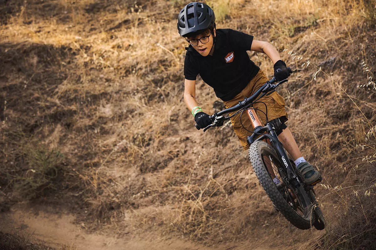 Cascos de bici para niños. Ajuste y consejos para elegir el mejor casco