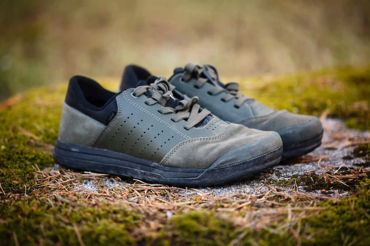 Cómo limpiar tus zapatillas de MTB