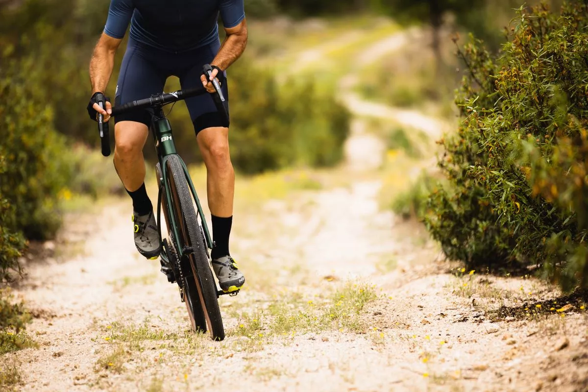 Todo lo que debes saber acerca del ciclismo... y tus rodillas