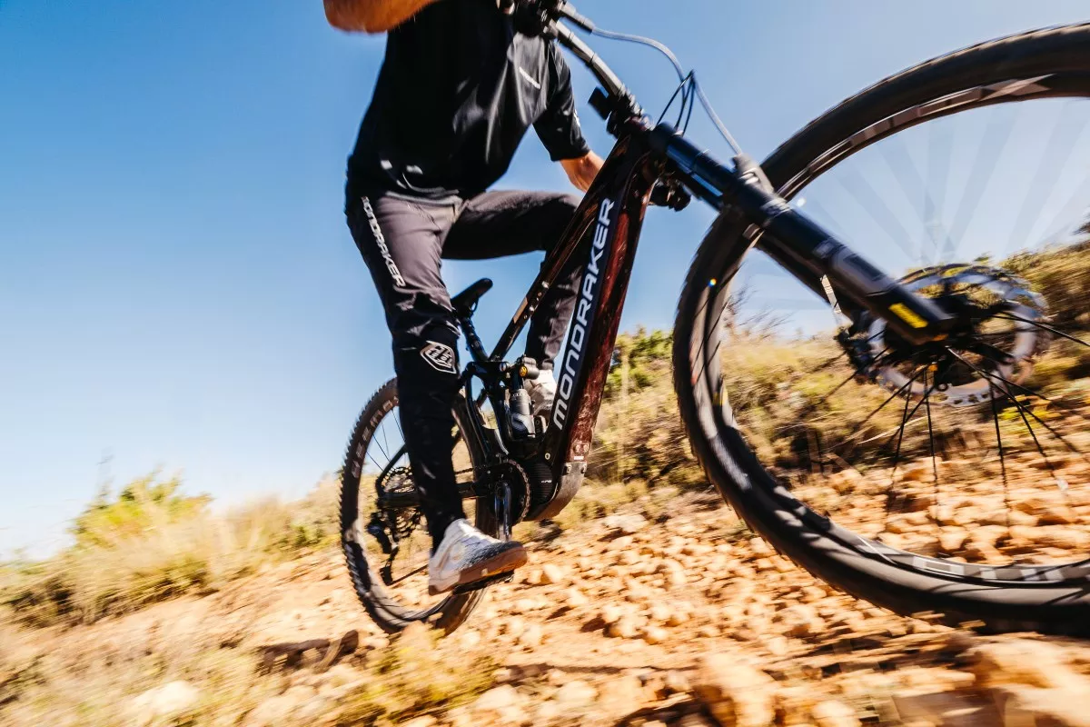 Cómo usar correctamente los cambios de una e-bike