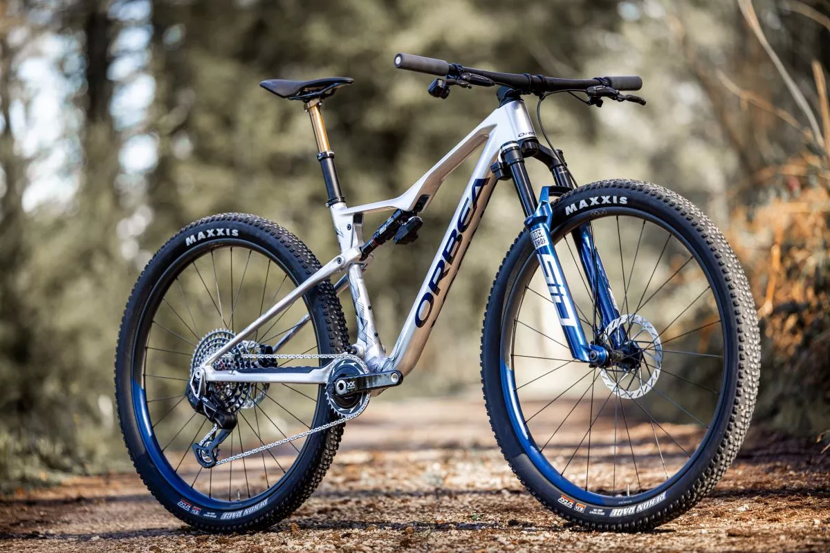 Orbea Oiz M LTD, ya disponible con el nuevo Flight Attendant