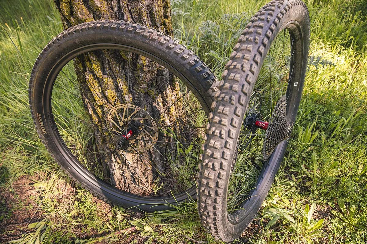 Probamos las ruedas Roval Traverse SL II 240 6B: muy ligeras y para algo más que trail