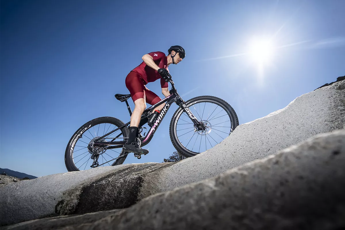 Probamos la Specialized S-Works Epic 8: la electrónica al servicio de la XC definitiva