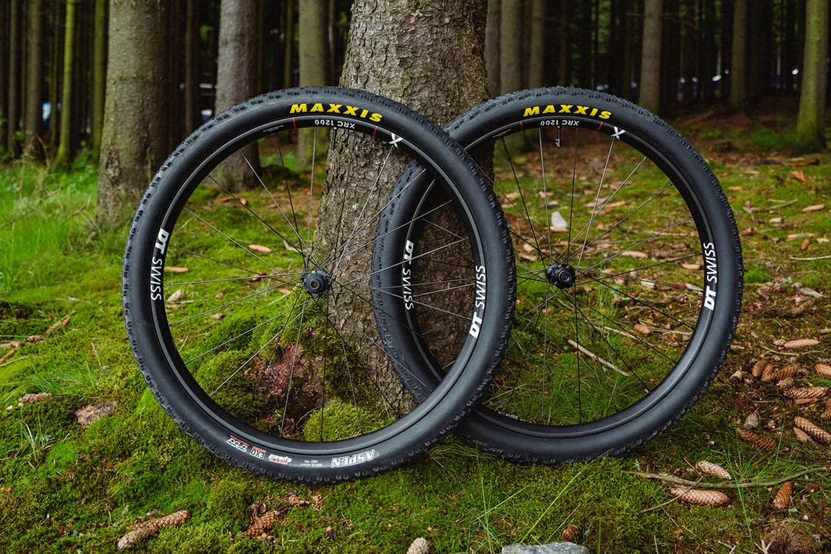 Guía de Compra: Nueva gama de ruedas DT Swiss 1200; 4 modelos de carbono para 4 usos