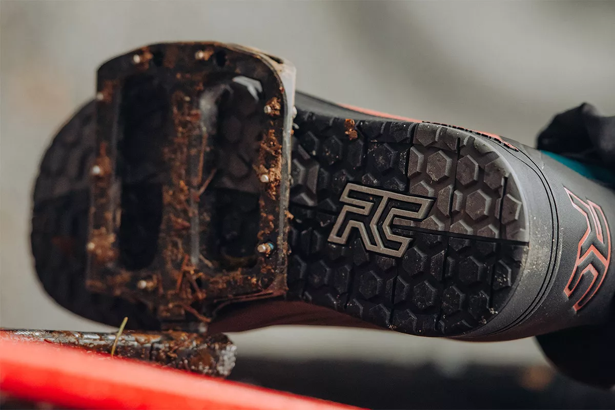 Guía de Compra: Ride Concepts: zapatillas específicas para MTB “gravity”