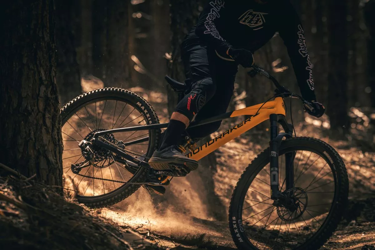 Mondraker avanza sus novedades para la temporada 2025