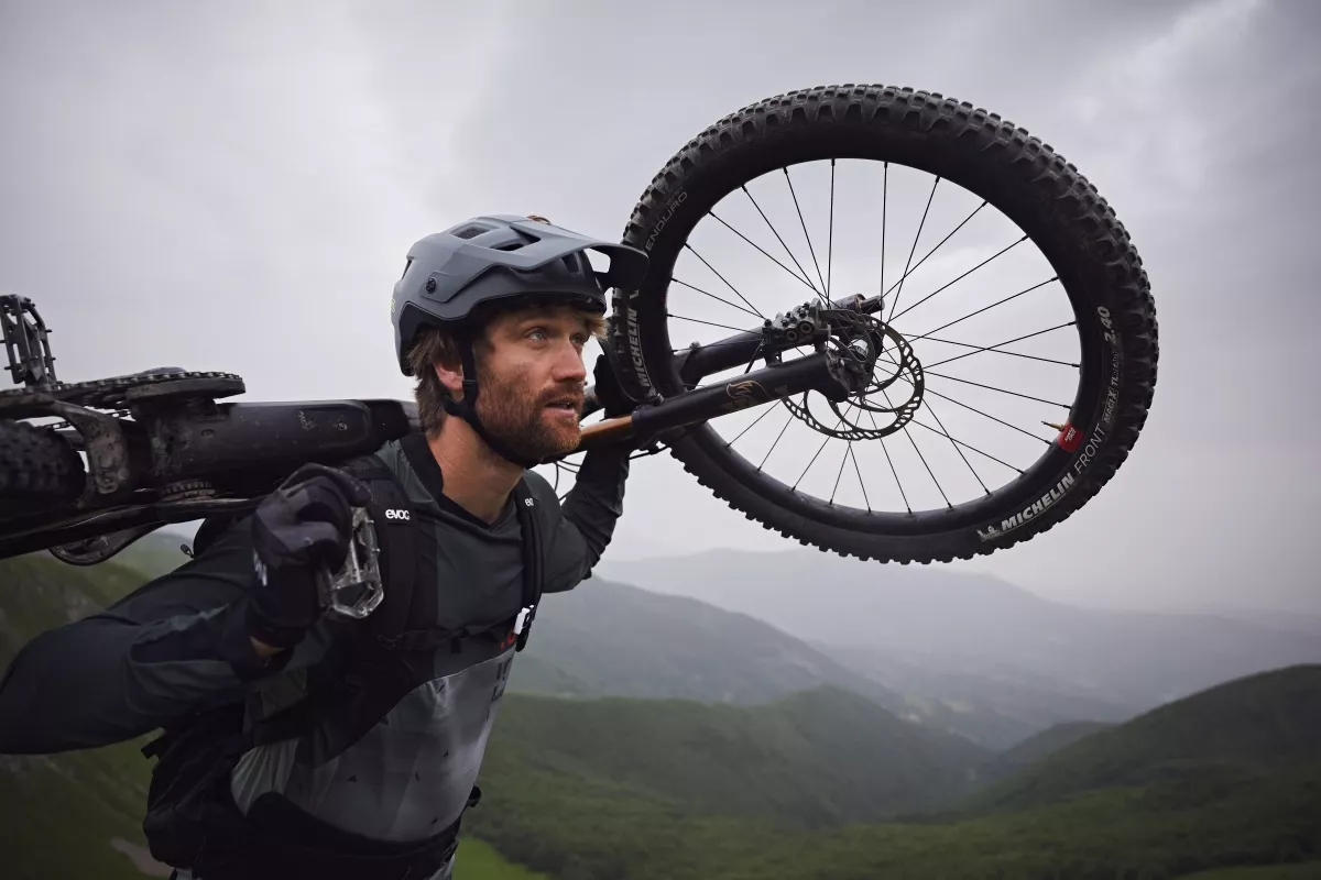 ABUS MoDrop, el casco más polivalente de la marca alemana