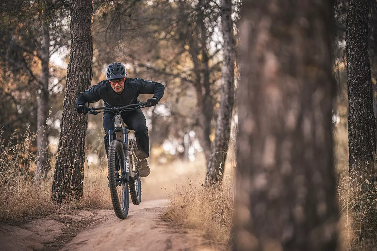 Probamos la Cannondale Moterra SL 2: una e-trail polivalente con la potencia del EP 801