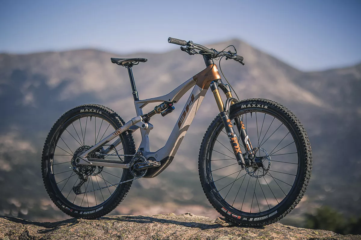 Probamos la BH iLYNX + SL Trail Carbon 0.0: e-trail a lo grande con 140/140 mm, EP801 y 29”