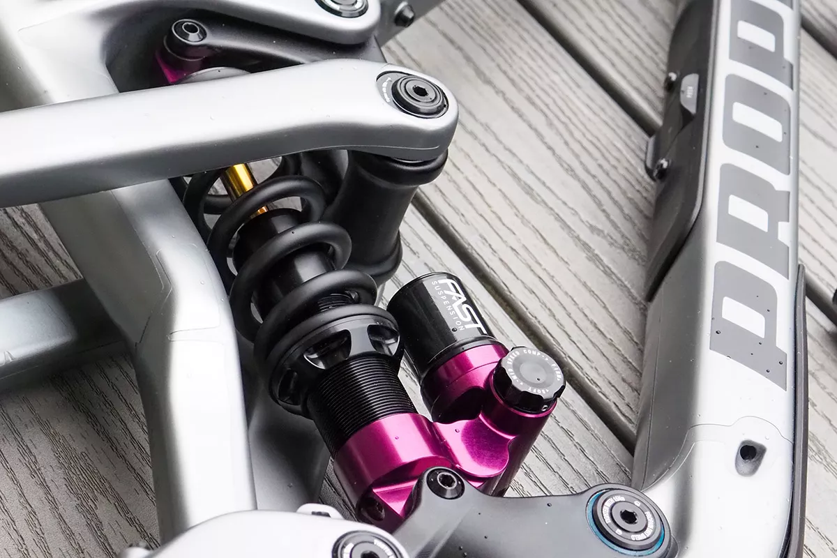 Fast Suspension Fenix 2.0, un amortiguador de muelle con “bloqueo” para los ascensos