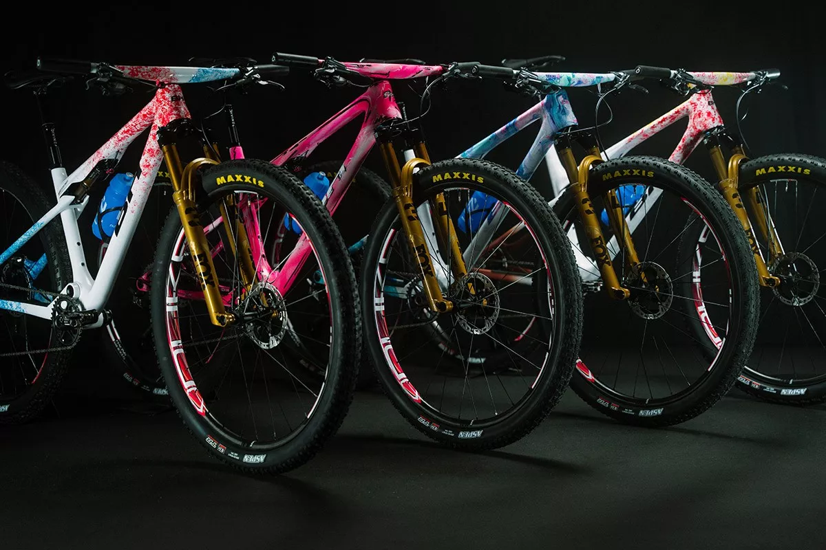 Así son las BH Lynx SLS personalizadas del BH Coloma Team 2025