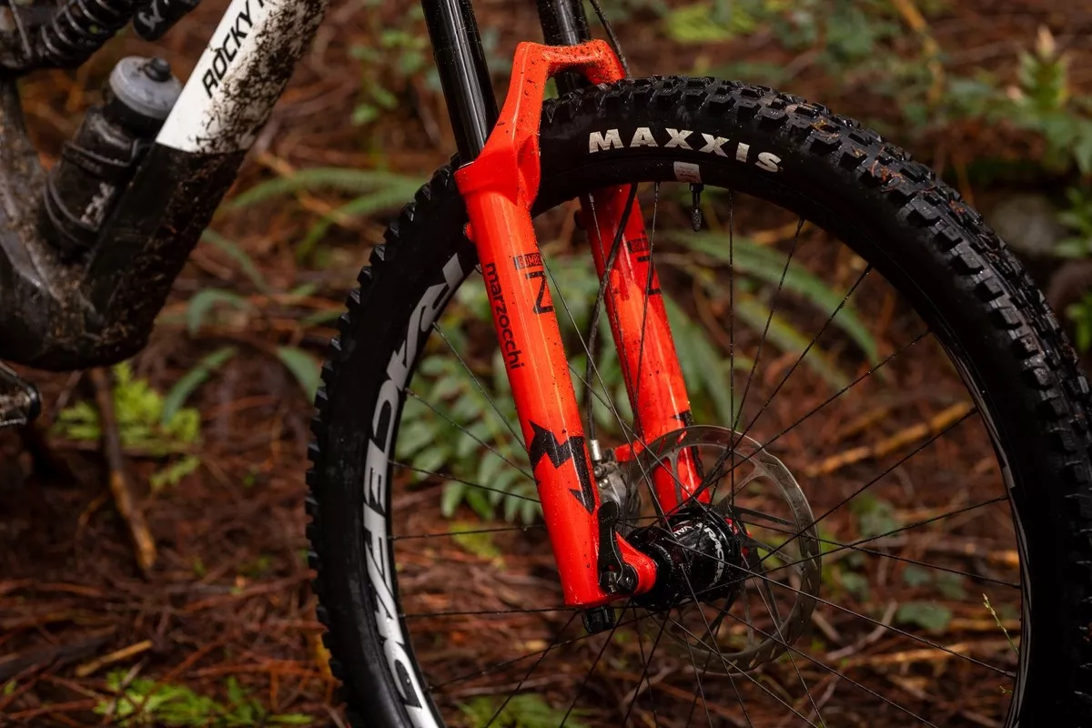 Marzocchi presenta la nueva horquilla Bomber Z con hasta 190 mm de recorrido y barras de 38 mm