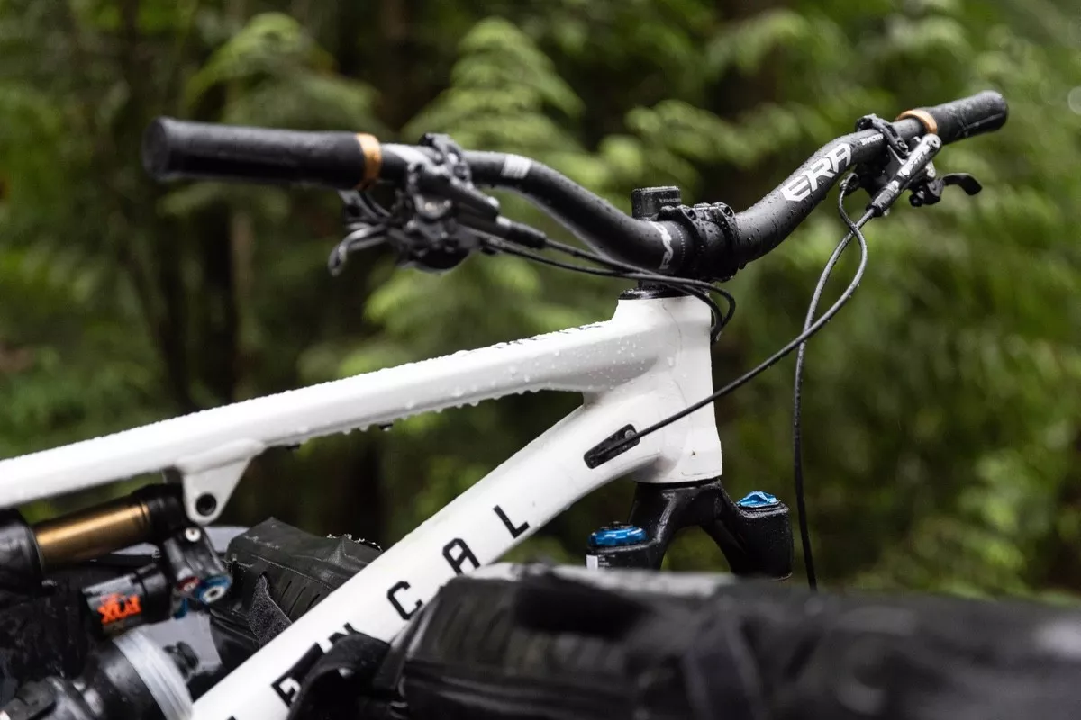 Race Face lanza un manillar Era de doble altura para trail y enduro