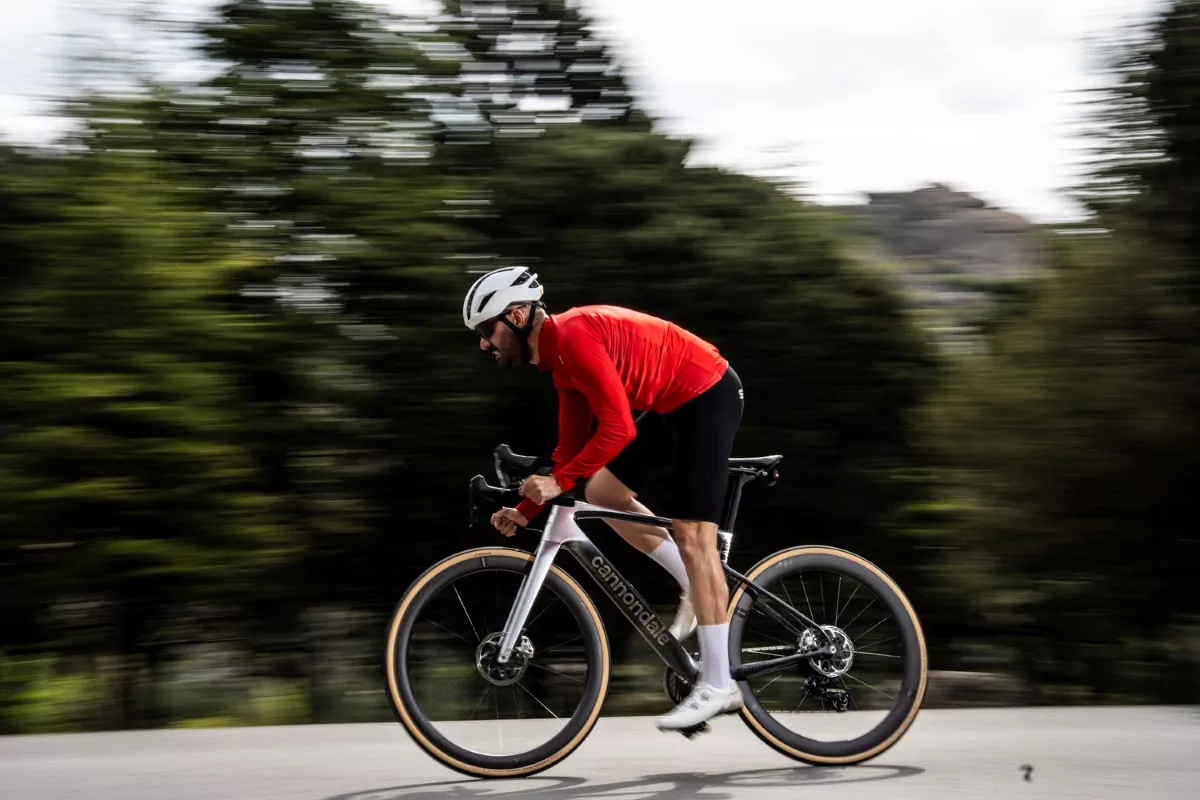 Primeras Pedaladas: Cannondale Synapse LAB71, recuperando la esencia ‘gran fondo’