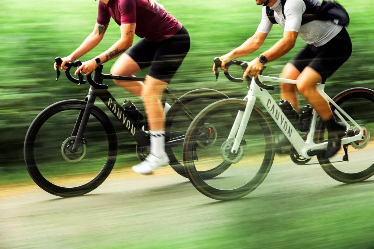 Canyon Endurace:OnFly ¡Una e-road por debajo de los 10 kg!