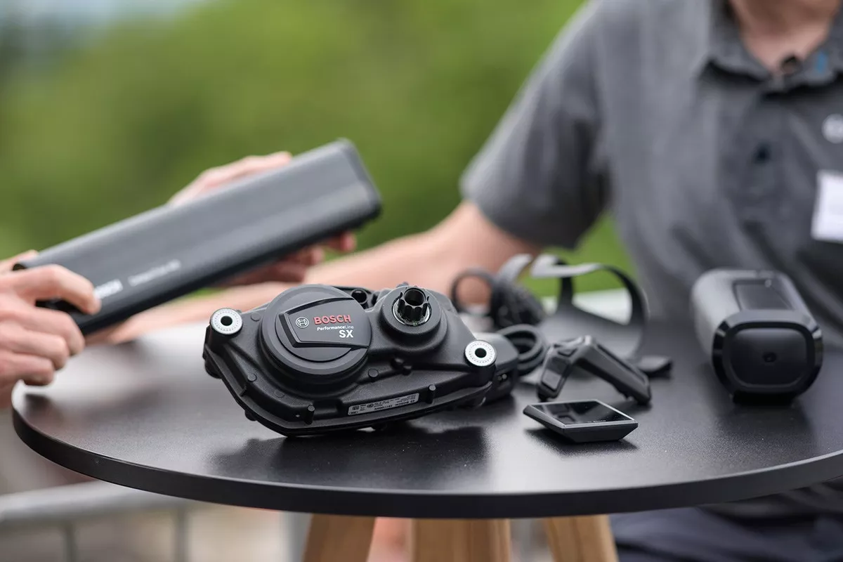 También habrá actualización para el BOSCH SX: Más Nm y potencia para las ebikes ligeras