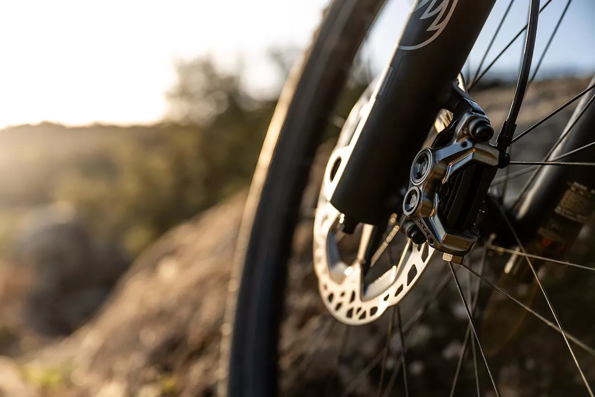 ¡Tres opciones diferentes para XC, Downcountry o Enduro! Así son los nuevos frenos XTR M9200 Di2