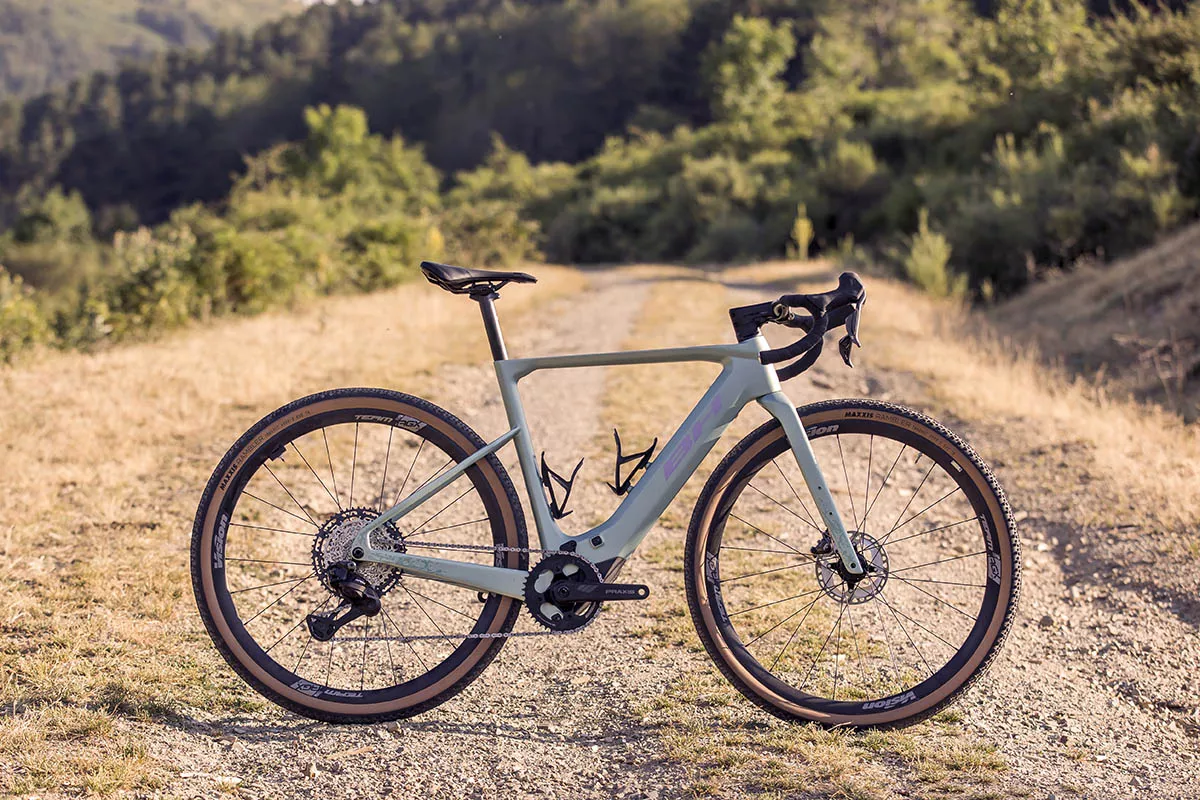 Nueva BH iGravelX NX, gravel más potente con el motor BOSCH SX